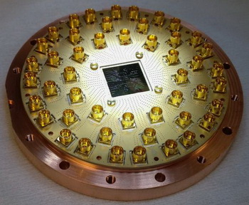 Швейцарский центр намерен создать 100-кубитовый квантовый компьютер